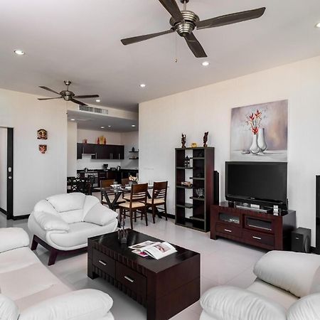 Veloche 2 Bedroom Apartment With Seaview Karon エクステリア 写真